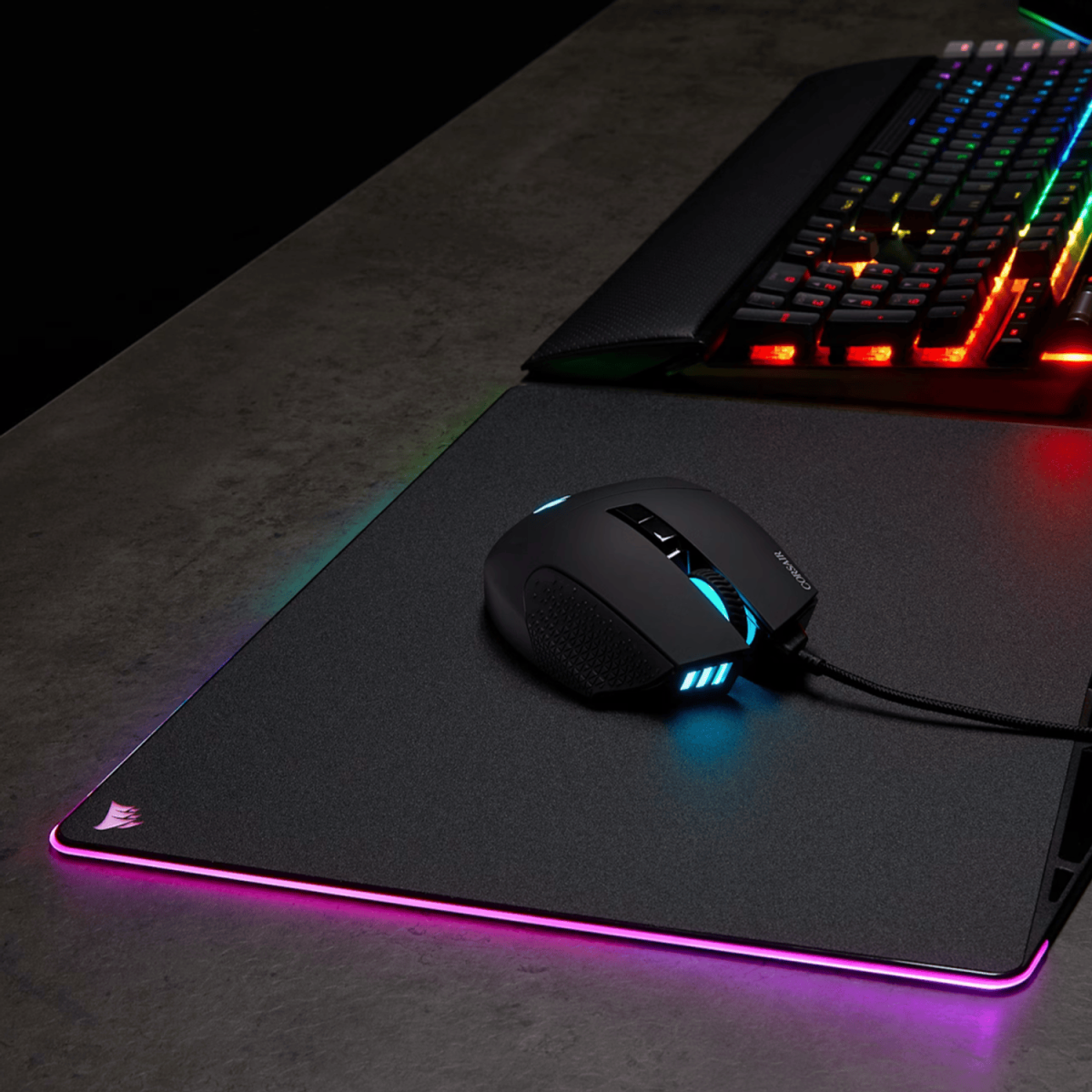 Corsair SCIMITAR RGB ELITE Optical 18 000 DPI MOBA/MMO Gaming Mouse - Black - Image 5